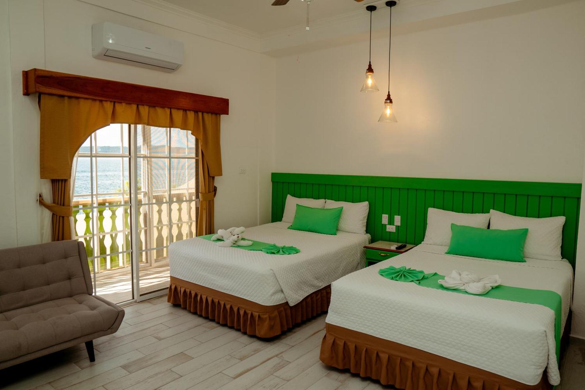 Hotel Peten Флорес Экстерьер фото