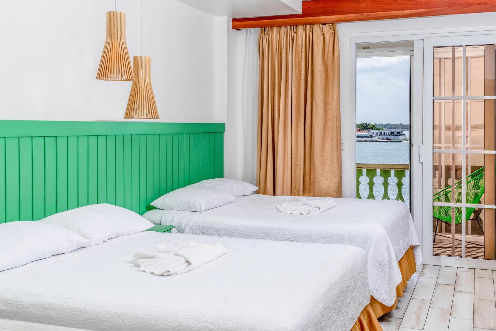 Hotel Peten Флорес Экстерьер фото